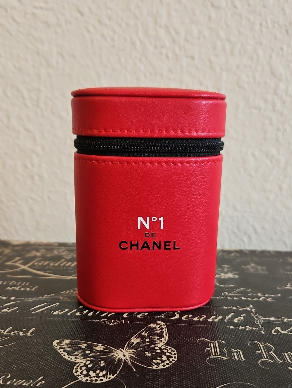 CHANEL Red N°1  Small Travel Case